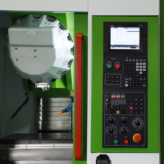 Высокоскоростной фрезерно-сверлильный станок с ЧПУ Vmc640 для ИТ-деталей с Bt30 (T6)